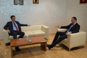Ambasador: Izrael spreman da doprinese razvoju zdravstva u Crnoj...