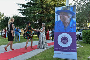 U Podgorici proslavljeno 70 godina vladavine i rođendan Kraljice...