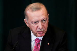 Erdogan potpisao zahtjev za članstvo Švedske u NATO i uputio ga...