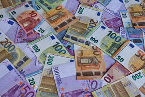 Vlada: Lokalnim samoupravama 4,65 miliona eura iz budžetske...