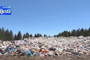 Na Žabljaku reciklaža miruje, deponija se širi