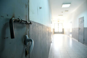 U Istražnom zatvoru oduzeti mobilni telefoni: Telefonirali iz sobe...