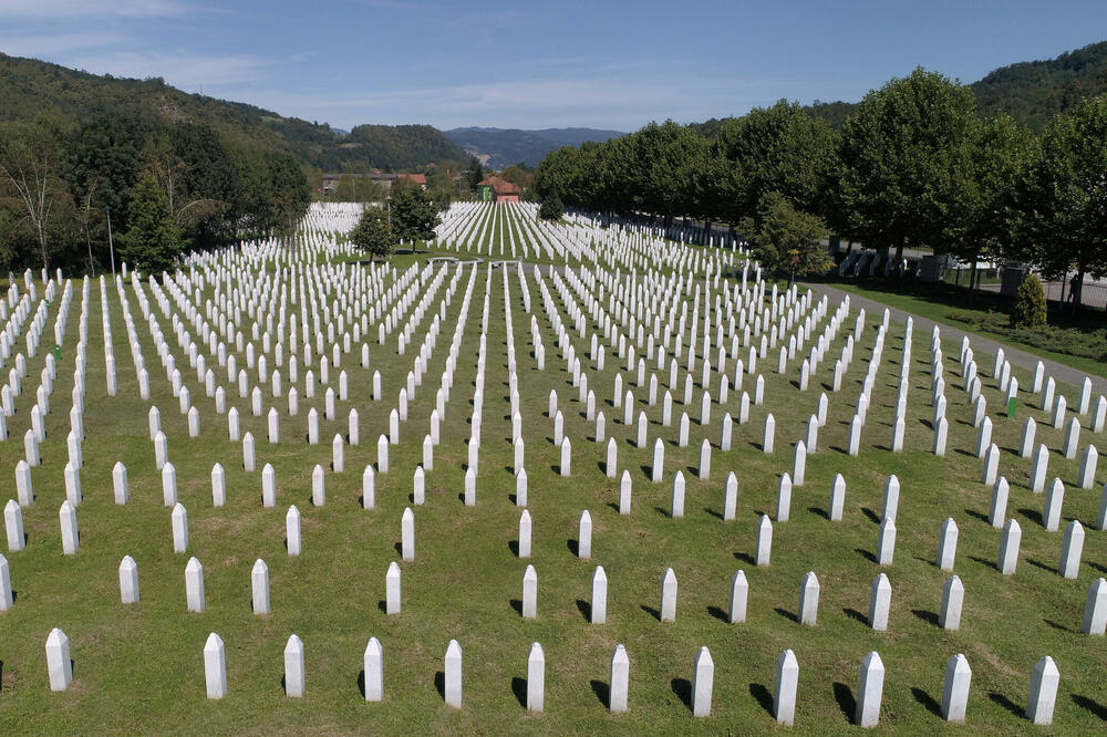 Rezolucija o Srebrenici neće donijeti ono što govore Vučić i Dodik?