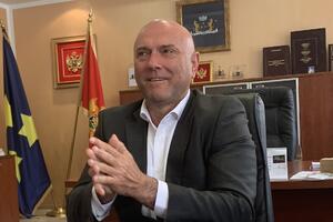 Carević podnio ostavku, Božović preuzima vođenje Budve