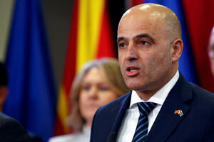 Sobranje S. Makedonije konstatovalo ostavke premijera i...