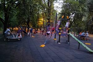 Novo igralište u Parku 13. jul na Cetinju