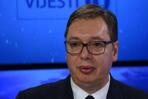 Vučić: Jasno da oko tablica i većih pitanja ne može doći do...