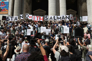 Književni svijet u Njujorku na javnom čitanju djela Salmana Ruždija