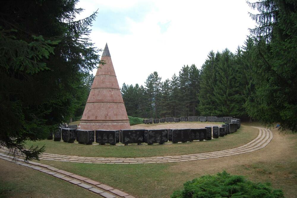 Spomenik slobodi na Jasikovcu, Foto: Tufik Softić