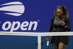Serena Vilijams prejaka za drugu igračicu svijeta
