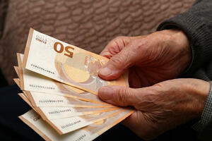 Aligrudić: Penzioneri sa najnižim penzijama u oktobru će primiti...