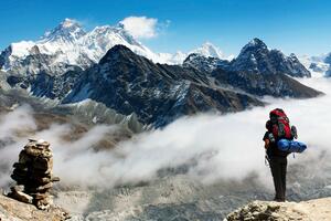 Alpinista iz Nepala prvi koji je sve najviše vrhove svijeta...