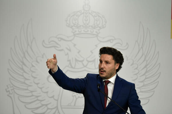 Abazović: Da sam premijer, Crna Gora ne bi glasala protiv članstva...
