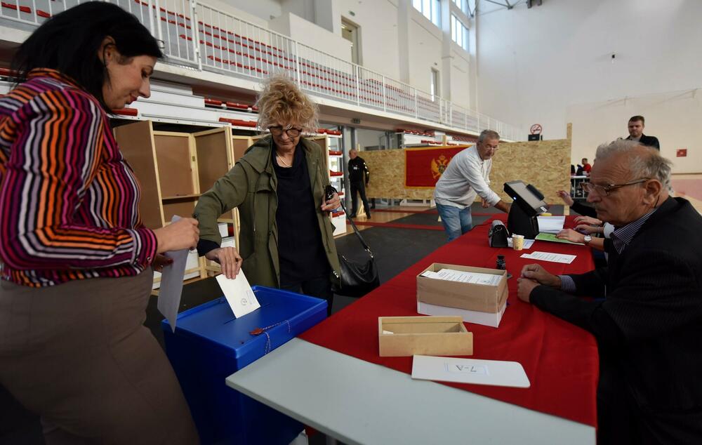 Glasalo gotovo 70 odsto birača u Podgorici 