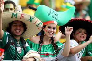 Meksiko: Ofanzivni "sombrerosi" bi da nastave tradiciju