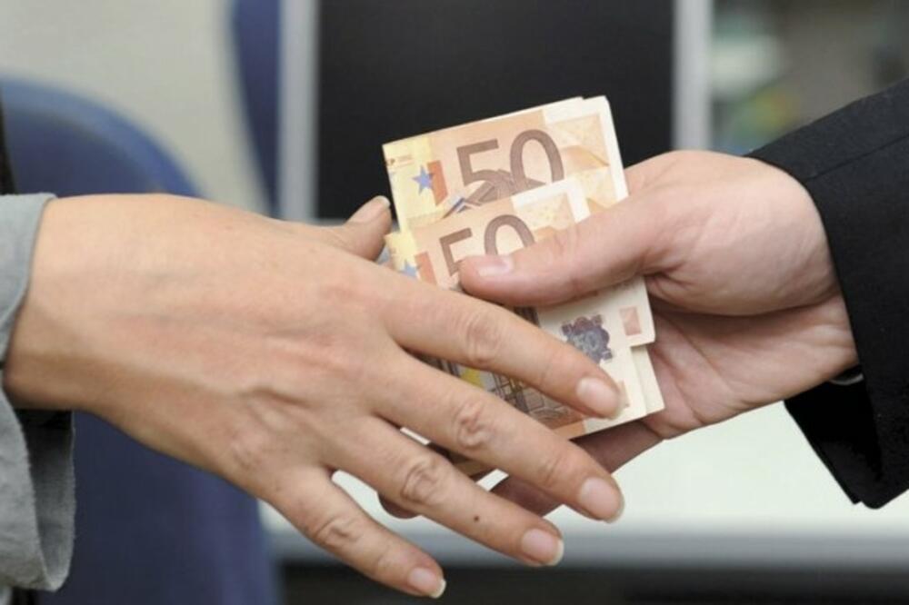 Uhapšeni nakon predaje novca (Ilustracija), Foto: Shutterstock