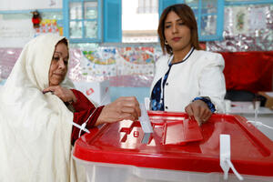 U Tunisu slab odziv birača za parlamentarne izbore