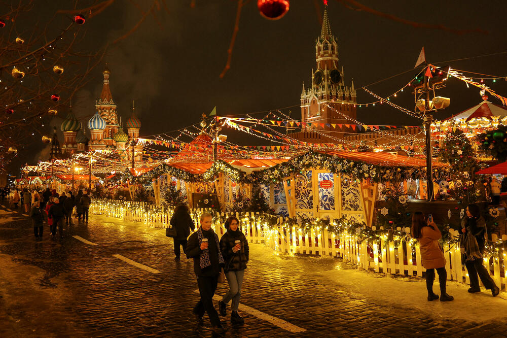 Božićni bazar na Crvenom trgu u Moskvi - Foto: Rojters, Foto: Rojters