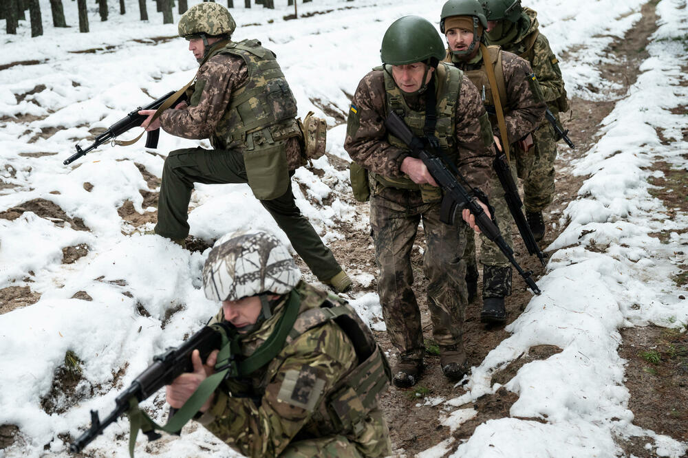 Ukrajinski vojnici na vježbi blizu granice sa Bjelorusijom, Foto: Rojters