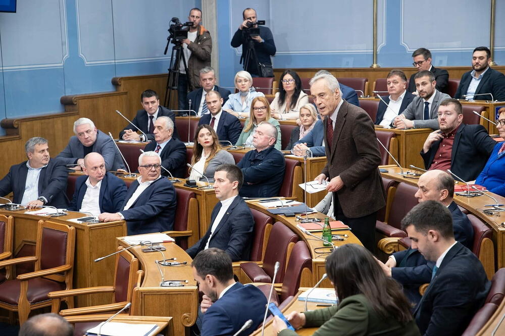 Nije isključeno da odustanem ako bude projekcija i trgovina: Lekić juče u parlamentu, Foto: Skupstina Crne Gore