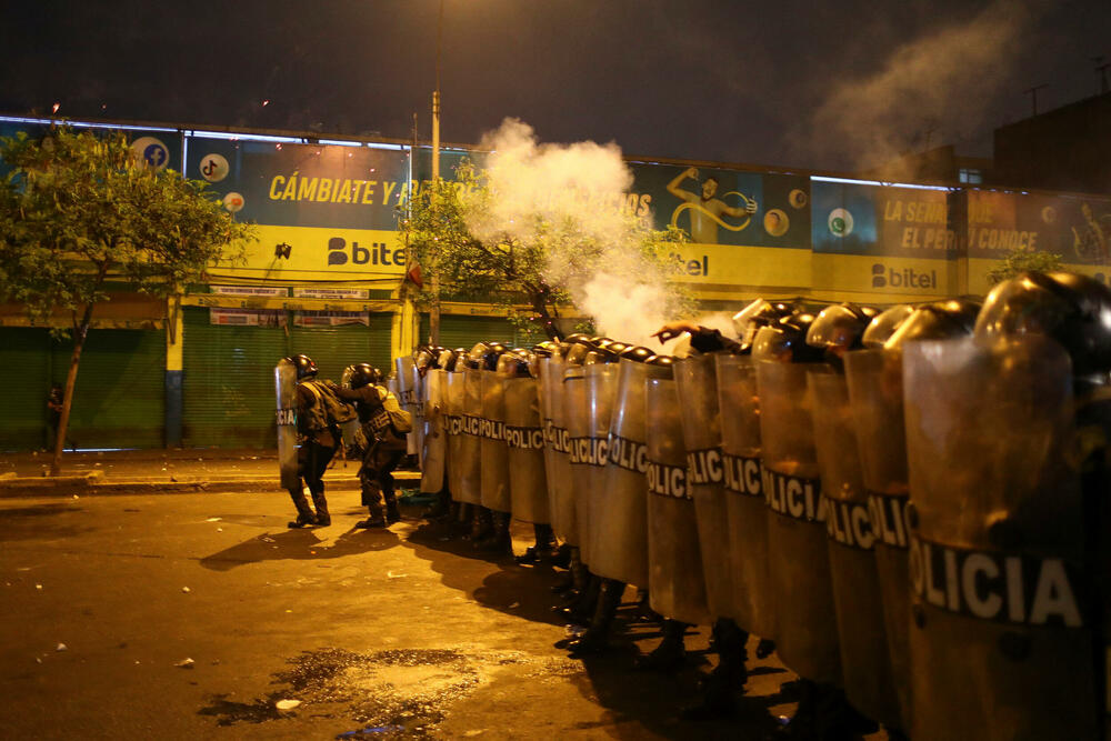 <p>U sukobima demonstranata i policije od početka krize u decembru stradalo je 46 osoba, a nekoliko stotina je povrijeđeno<br /> </p>