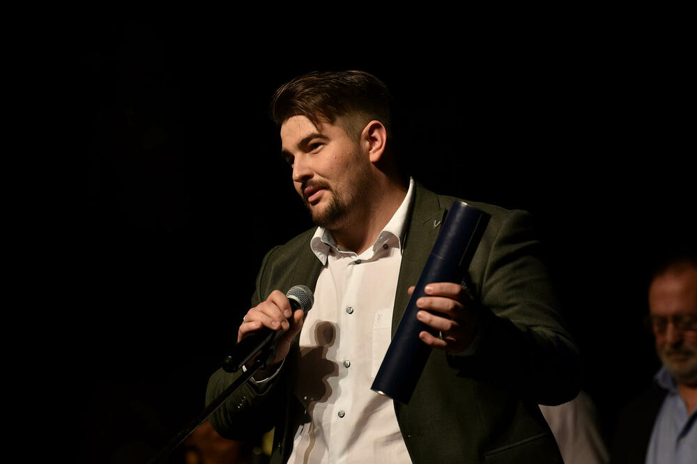 Omar Bajramspahić na dodjeli nagrada Gradskog pozorišta, Foto: Boris Pejović