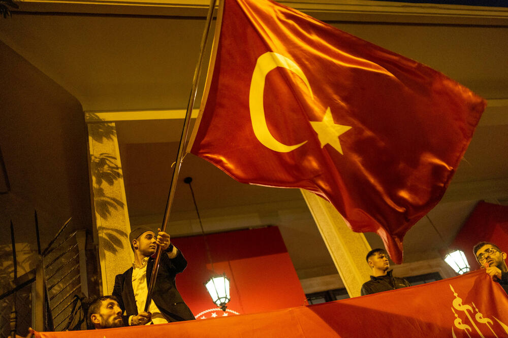 Detalj sa protesta u Istanbulu, Foto: Reuters