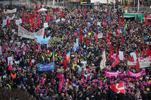 U Danskoj demonstracije protiv plana da se ukine državni praznik