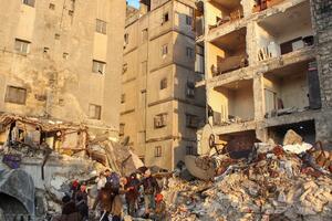Alepo grad stradalnik - poslije rata, razorio ga i zemljotres