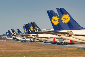 Lufthansa poslovala s gubitkom od 467 miliona eura
