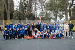 Košarkaši teren u Njegoševom parku od danas nosi ime Dragana...