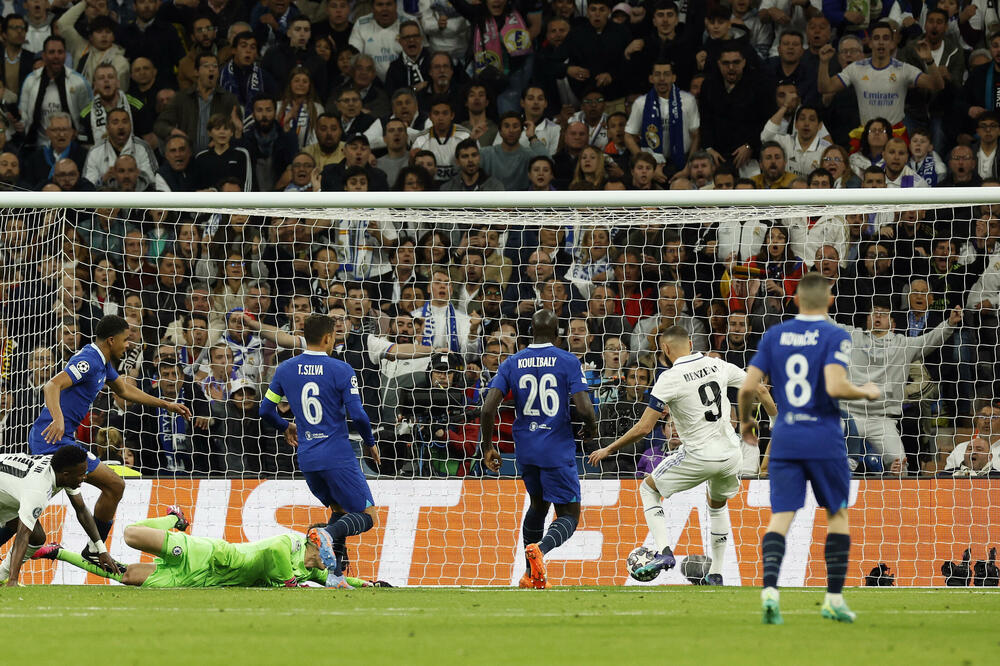 Opet koban za engleski tim: Karim Benzema pogađa za 1:0, Foto: Reuters