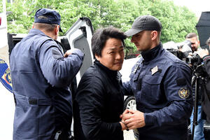 Državljani Južne Koreje ostaju iza rešetaka