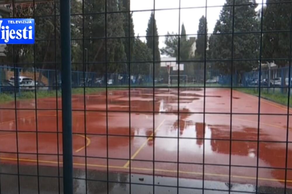 Sportski teren u Podgorici na kom je došlo do napada, Foto: Screenshot/TV Vijesti