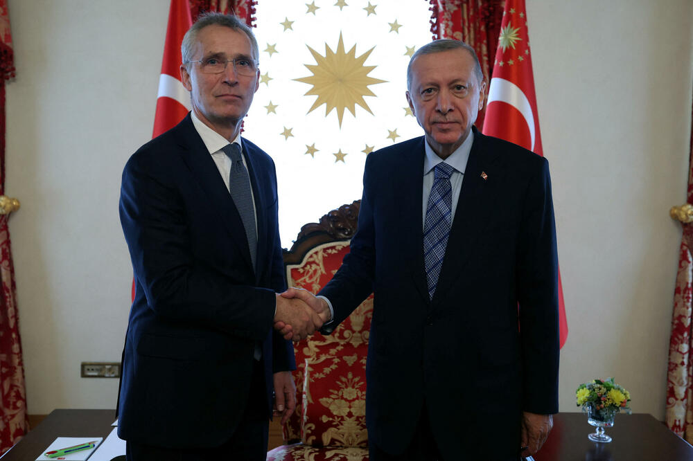 Stoltenberg i Erdogan 4. juna u Istambulu, Foto: Reuters