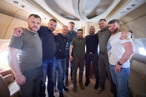 Zelenski vratio kući pet komandanata iz Mariupolja; Peskov: Turska...