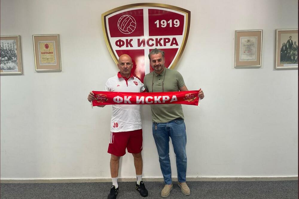 Vidojević i predsjednik Iskre Vukašinović, Foto: FK Iskra
