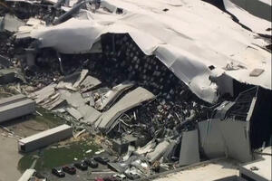 SAD: Tornado pogodio Fajzerovu fabriku, oštećeno 50.000 paleta...