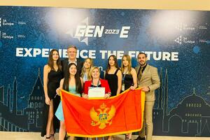 Pljevaljska gimnazija osvojila nagradu Preduzetničke škole na GEN...