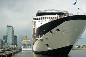 Amsterdam zabranjuje krstarenje brodovima u centru grada