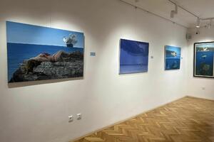 U Tivtu otvorena izložba "Tišina mora" akademskog slikara Borisa...