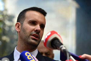 Spajić dao dokaz o otpustu iz državljanstva Srbije