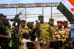 Niger: Vojna hunta imenovala novog premijera, poručila da neće...