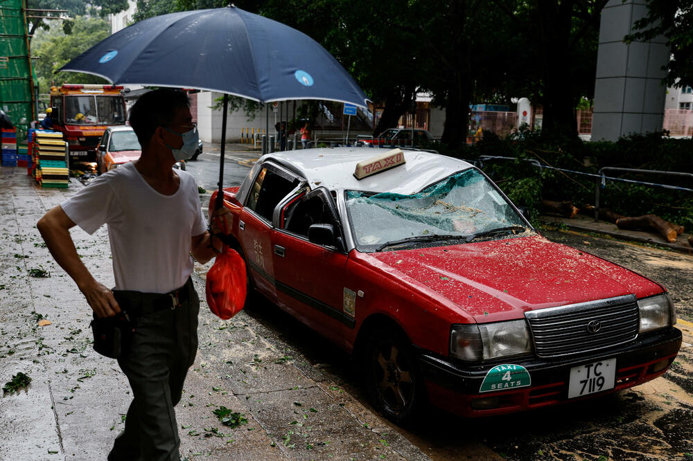 Posljedice tajfuna u Hong Kongu, Foto: Reuters
