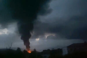Snažna eksplozija u skladištu benzina u Nagorno-Karabahu: "Stotine...