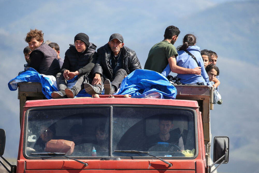 Više od 65.000 ljudi pobeglo je iz Nagorno-Karabaha u Jermeniju, Foto: Reuters