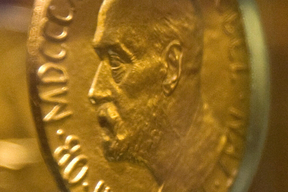 Zlatna medalja Nobelove nagrade za mir, dodijeljena 1921. Norvežaninu Kristijanu L. Langeu, Oslo, Foto: REUTERS