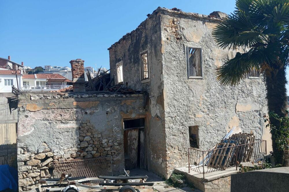 Kulturno-istorijski spomenik u katastrofalno lošem stanju: Pašina kuća, Foto: Samir Adrović