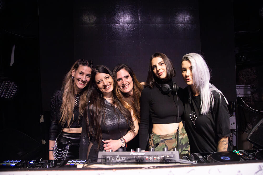 Jača ženska DJ zajednica