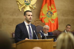 Opozicija tvrdi da je Crna Gora prevarena, Spajić kaže da građani...